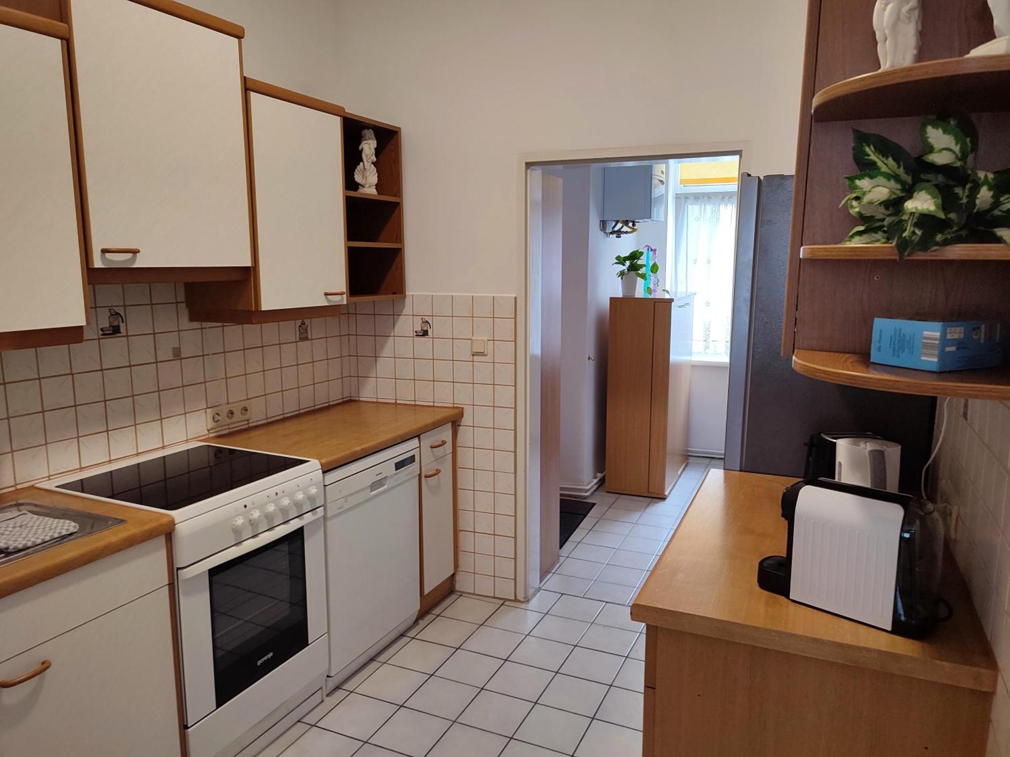 Studio & Apartments Near Reumannplatz Vienna Exterior photo